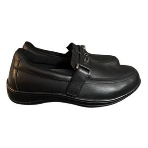 chinese dress ladies Orthofeet Lorin Hands-Free